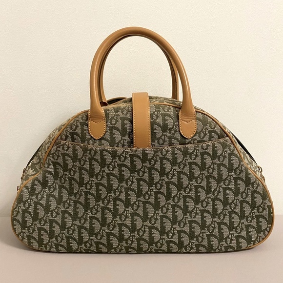 Authentic vintage Christian Dior monogram bag, Rihanna has the same style - Picture 3 of 16